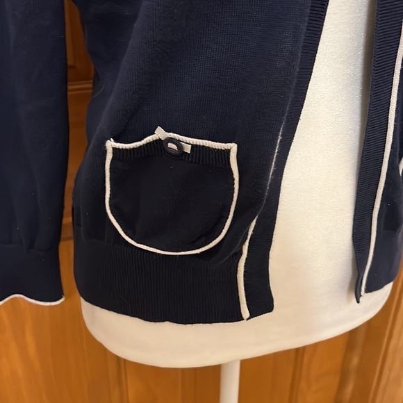 Lily Pulitzer Rare Size M Navy Cardigan w/Pink L logo - Picture 3 of 4